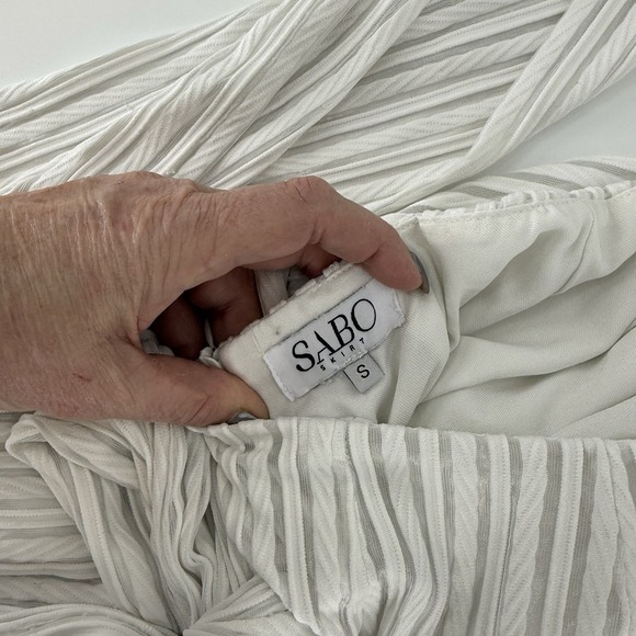 Sabo White Romper Sheer Small Playsuit Tie Waist Pleated Party Nightlife - Picture 4 of 4